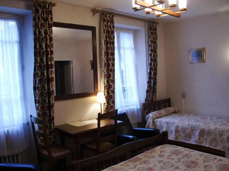 Hotel De Paris Poligny  Zewnętrze zdjęcie