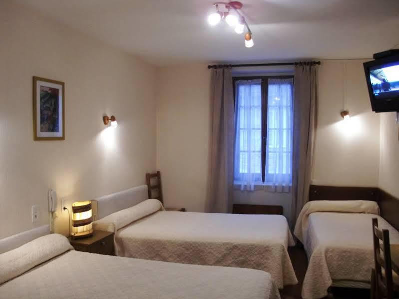 Hotel De Paris Poligny  Zewnętrze zdjęcie