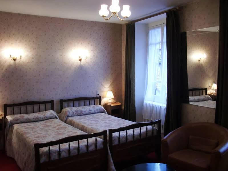 Hotel De Paris Poligny  Zewnętrze zdjęcie